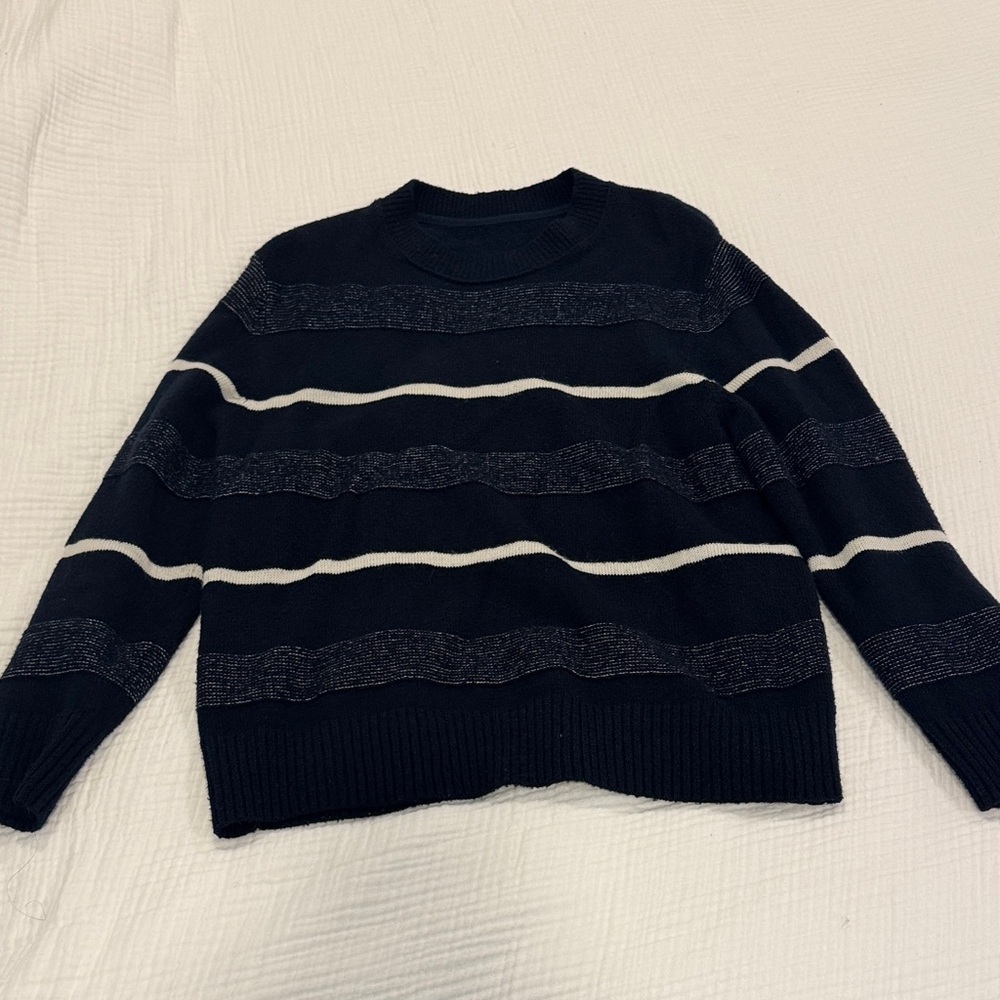 LULULEMON Relaxed-Fit Knit Sweater
Navy and bone